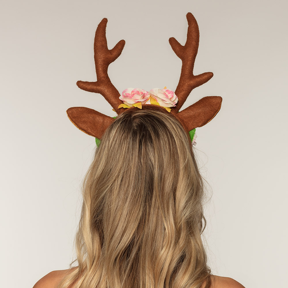 St. Tiara Lovely reindeer